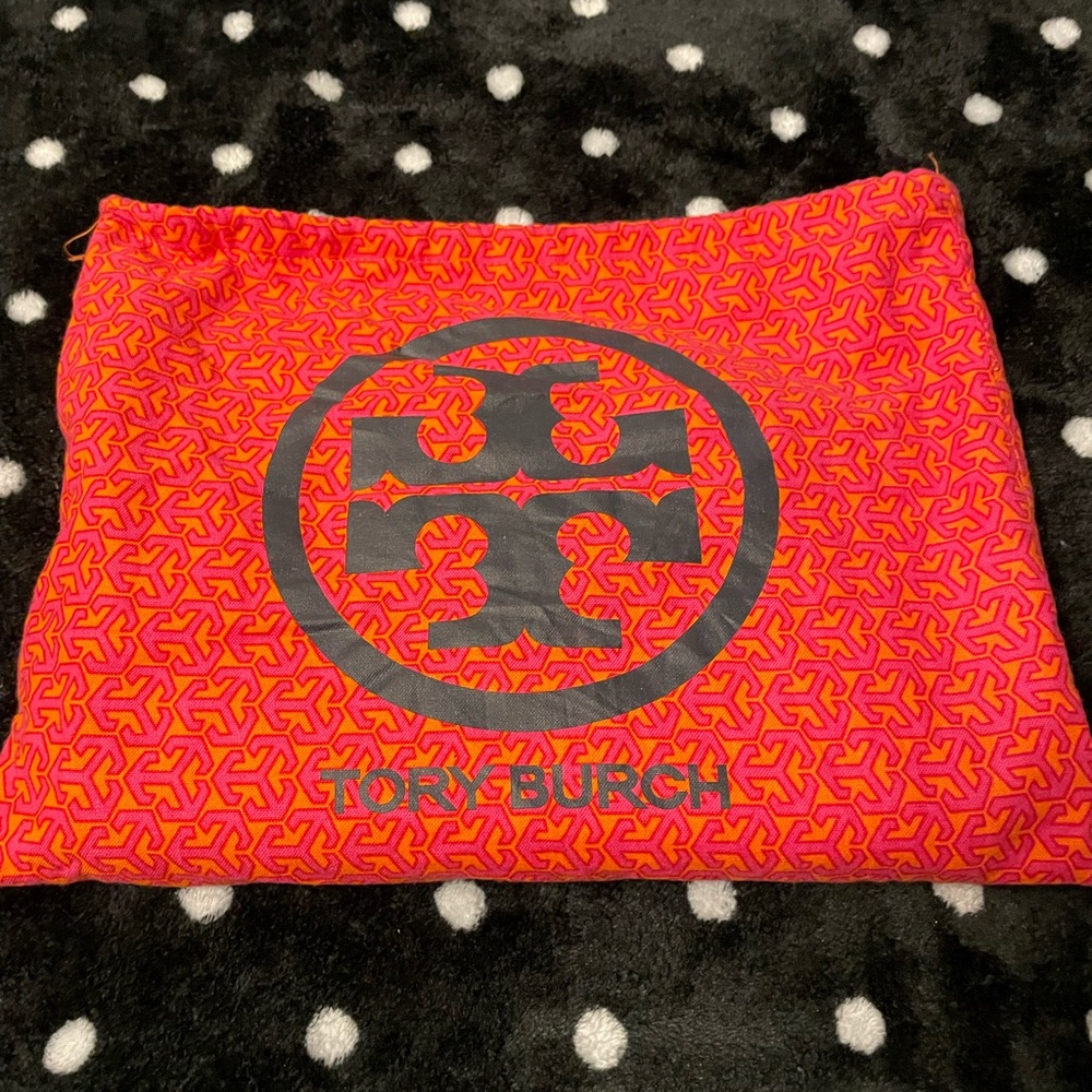 Authentic Tory Burch Silver Over Shoulder/Clutch … - image 7